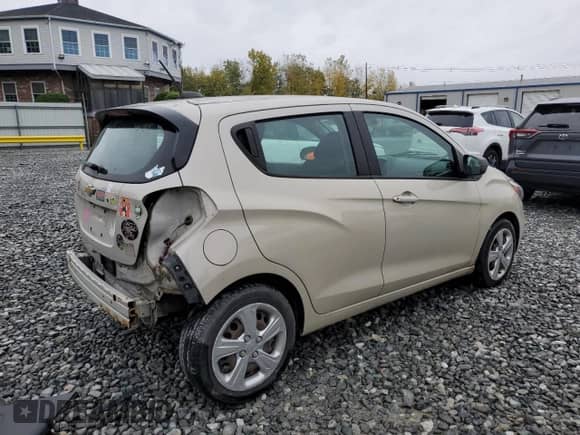 2019 Chevrolet Spark LS with VIN KL8CB6SA3KC818185, listed as a Copart auction lot 86430815 with 88,416 mi miles and Salvage title. Bid and sale history available at DreamBid. Image 3.