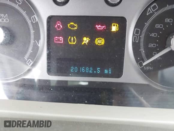 2008 Mercury Mariner with VIN 4M2CU91128KJ12970, listed as a IAAI auction lot 42940612 with 201,682 mi miles and . Bid and sale history available at DreamBid. Image 7.