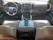 2016 GMC Sierra 1500 Denali z VIN 3GTU2PEJ1GG371793, wystawiony jako Copart lot #67460875 z przebiegiem 231 730 mil mil oraz Czysty tytuł • Clean title. Historia ofert i sprzedaży dostępna na DreamBid. Obrazek 8.