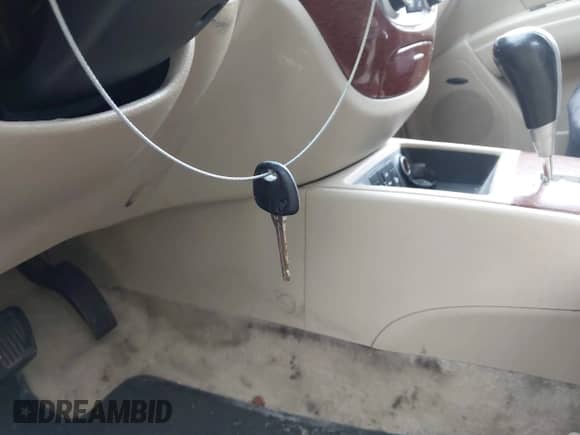 2009 Hyundai Santa Fe SE с VIN 5NMSH13EX9H329140, выставлен на аукционе IAAI как лот 42525824 с пробегом 190 446 миль миль и . История ставок и продаж доступна на DreamBid. Изображение 11.