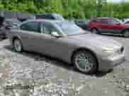 2005 BMW 7 Series 745Li z VIN WBAGN63555DS58036, wystawiony jako Copart lot #55787485 z przebiegiem 111 395 mil mil oraz Szkoda całkowita • Salvage title. Historia ofert i sprzedaży dostępna na DreamBid. Obrazek 4.