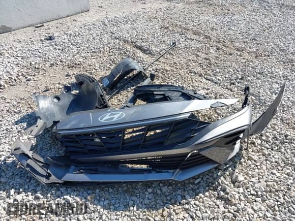 2024 Hyundai Elantra SE with VIN KMHLL4DG7RU702479, listed as a IAAI auction lot 43460393 with 7,157 mi miles and . Bid and sale history available at DreamBid. Image 12.