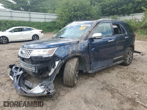 2017 Ford Explorer Platinum с VIN 1FM5K8HT7HGD23604, выставлен на аукционе Copart как лот 65982525 с пробегом 81 649 миль миль и Чистый • Clean title. История ставок и продаж доступна на DreamBid. Изображение 1.