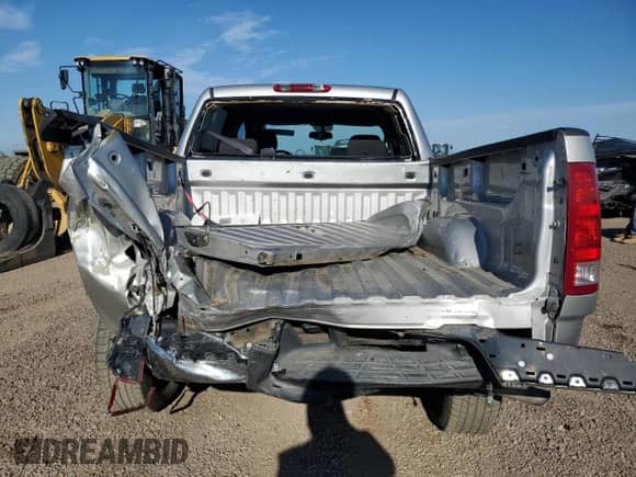 2008 GMC Sierra 1500 SL with VIN 2GTEK13C181291264, listed as a Copart auction lot 63838965 with 121,611 mi miles and Salvage title. Bid and sale history available at DreamBid. Image 6.