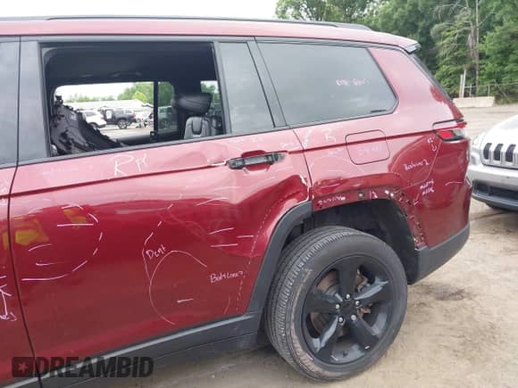 2023 Jeep Grand Cherokee Altitude with VIN 1C4RJKAG4P8879011, listed as a IAAI auction lot 42416320 with 52,998 mi miles and . Bid and sale history available at DreamBid. Image 6.