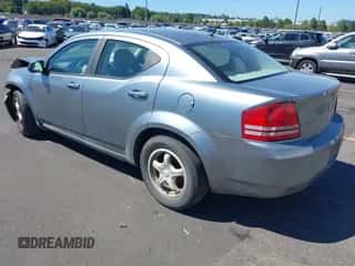 2008 Dodge Avenger SE z VIN 1B3LC46K28N538185, wystawiony jako IAAI lot #42987182 z przebiegiem 85 538 mil mil oraz . Historia ofert i sprzedaży dostępna na DreamBid. Obrazek 3.