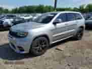 2018 Jeep Grand Cherokee SRT z VIN 1C4RJFDJ2JC508237, wystawiony jako Copart lot #61404555 z przebiegiem 76 990 mil mil oraz Szkoda całkowita • Salvage title. Historia ofert i sprzedaży dostępna na DreamBid. Obrazek 1.
