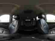 2010 Chevrolet Suburban LT z VIN 1GNUCJE01AR199247, wystawiony jako IAAI lot #42365497 z przebiegiem 289 944 mil mil oraz . Historia ofert i sprzedaży dostępna na DreamBid. Obrazek 18.