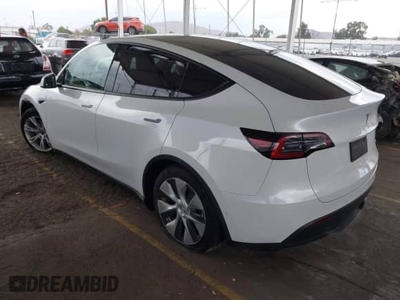 2022 Tesla Model Y Long Range z VIN 7SAYGDEE6NF345426, wystawiony jako IAAI lot #43121529 z przebiegiem 49 441 mil mil oraz . Historia ofert i sprzedaży dostępna na DreamBid. Obrazek 3.