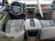 2008 Chevrolet Tahoe LTZ с VIN 1GNFC13J18R118486, выставлен на аукционе Copart как лот 61852875 с пробегом 262 907 миль миль и Списание • Salvage title. История ставок и продаж доступна на DreamBid. Изображение 8.