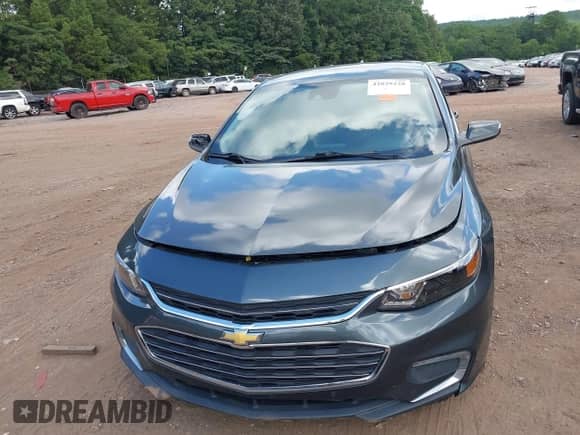 2018 Chevrolet Malibu Hybrid с VIN 1G1ZF5SU8JF218116, выставлен на аукционе IAAI как лот 42829228 с пробегом 185 428 миль миль и . История ставок и продаж доступна на DreamBid. Изображение 12.