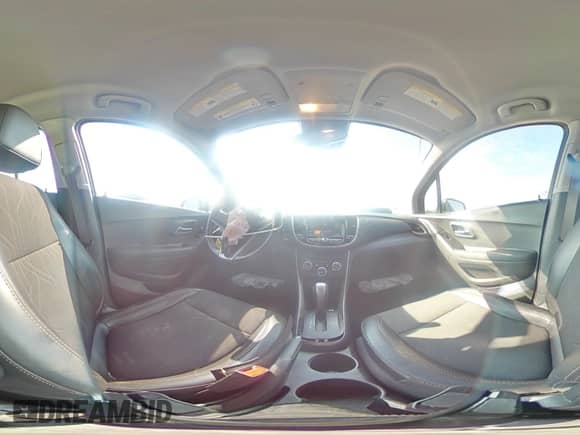 2020 Chevrolet Trax LT with VIN 3GNCJLSB9LL190678, listed as a Copart auction lot 63058425 with 52,425 mi miles and Salvage title. Bid and sale history available at DreamBid. Image 14.
