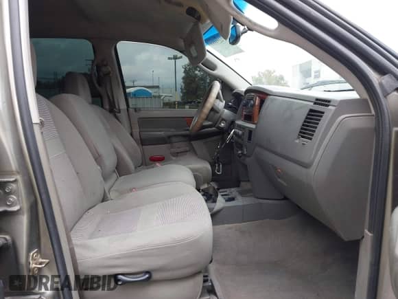 2006 Dodge 1500 SLT with VIN 3D7KR19D86G198668, listed as a IAAI auction lot 43423551 with 196,409 mi miles and . Bid and sale history available at DreamBid. Image 5.