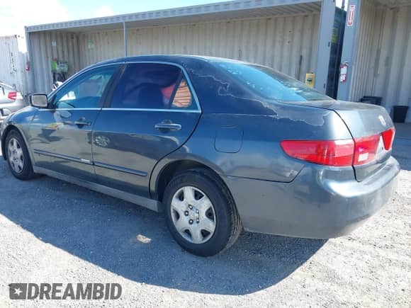 2005 Honda Accord LX с VIN 1HGCM564X5A102384, выставлен на аукционе IAAI как лот 43237829 с пробегом 271 967 миль миль и . История ставок и продаж доступна на DreamBid. Изображение 3.