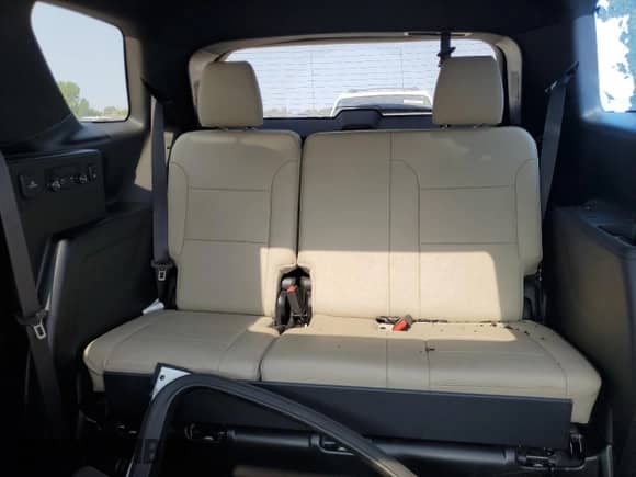 2023 Chevrolet Traverse LT с VIN 1GNERHKW4PJ187380, выставлен на аукционе Copart как лот 59142235 с пробегом 38 139 миль миль и Списание • Salvage title. История ставок и продаж доступна на DreamBid. Изображение 10.
