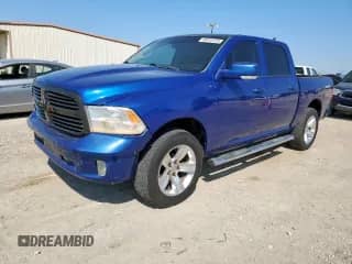 2016 Ram 1500 Big Horn z VIN 1C6RR6LT1GS101317, wystawiony jako Copart lot #80518725 z przebiegiem 82 397 mil mil oraz Szkoda całkowita • Salvage title. Historia ofert i sprzedaży dostępna na DreamBid. Obrazek 1.