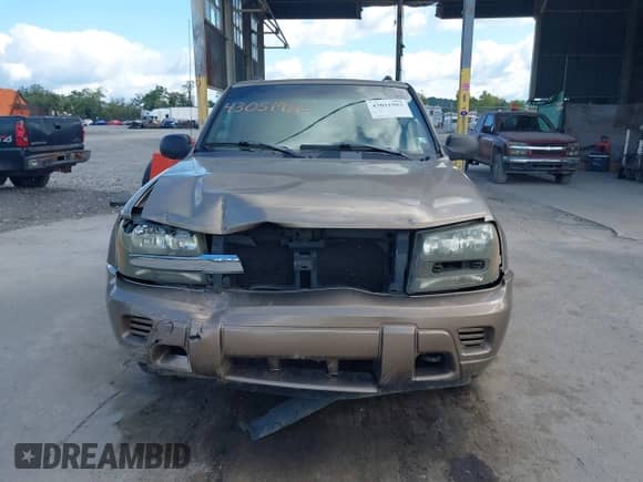 2002 Chevrolet TrailBlazer LT with VIN 1GNDT13S122380234, listed as a IAAI auction lot 43051983 with 74,540 mi miles and . Bid and sale history available at DreamBid. Image 6.