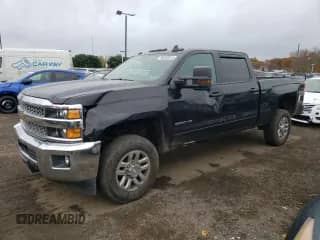 2019 Chevrolet Silverado 3500 с VIN 1GC4KWCG3KF215833, выставлен на аукционе Copart как лот 90548015 с пробегом 100 162 миль миль и Списание • Salvage title. История ставок и продаж доступна на DreamBid. Изображение 1.