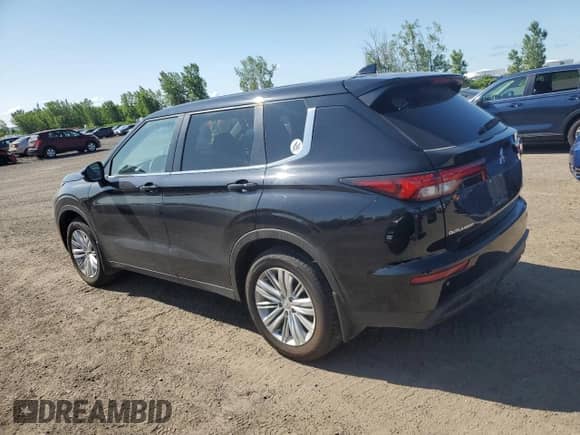 2024 Mitsubishi Outlander ES with VIN JA4J4UA85RZ618163, listed as a Copart auction lot 63319585 with 39,671 mi miles and Salvage title. Bid and sale history available at DreamBid. Image 2.