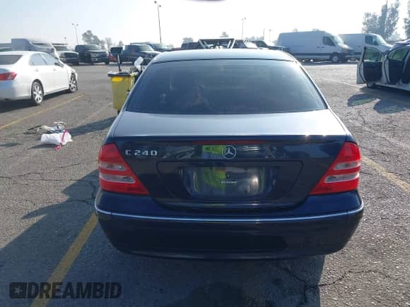 2003 Mercedes-Benz C 240 with VIN WDBRF61J23F337544, listed as a IAAI auction lot 43378482 with 172,552 mi miles and . Bid and sale history available at DreamBid. Image 16.