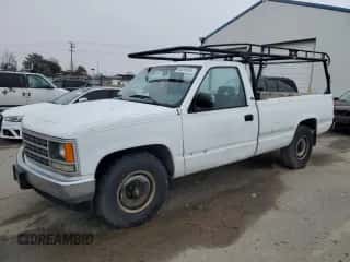 1992 Chevrolet Silverado 2500 с VIN 1GCFC24KXNE132265, выставлен на аукционе Copart как лот 84318124 с пробегом 183 036 миль миль и Чистый • Clean title. История ставок и продаж доступна на DreamBid. Изображение 1.