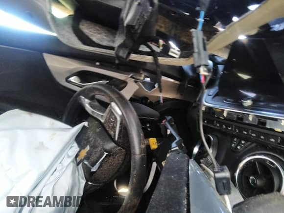 2025 Chevrolet Blazer LT with VIN 3GNKBCR42SS130942, listed as a IAAI auction lot 43105431 with Not provided miles and . Bid and sale history available at DreamBid. Image 7.