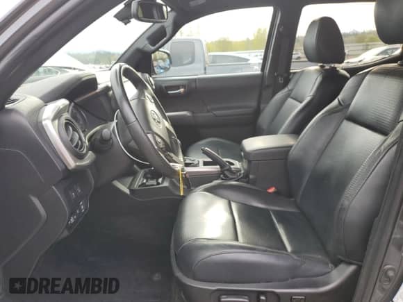 2022 Toyota Tacoma Limited with VIN 3TMGZ5AN4NM528267, listed as a Copart auction lot 52534795 with 40,559 mi miles and Salvage title. Bid and sale history available at DreamBid. Image 7.