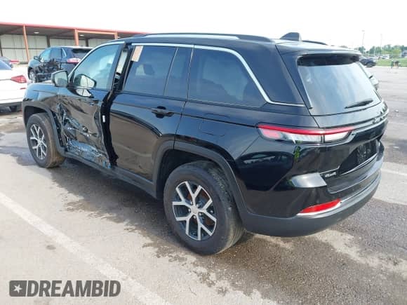 2024 Jeep Grand Cherokee Limited with VIN 1C4RJHBG2R8954132, listed as a IAAI auction lot 42608092 with 18,656 mi miles and . Bid and sale history available at DreamBid. Image 3.