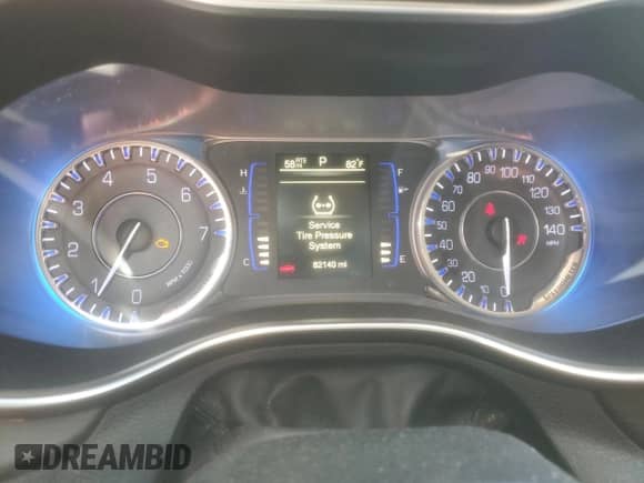 2016 Chrysler 200 Touring z VIN 1C3CCCFB8GN183311, wystawiony jako Copart lot #80717345 z przebiegiem 82 140 mil mil oraz Szkoda całkowita • Salvage title. Historia ofert i sprzedaży dostępna na DreamBid. Obrazek 9.