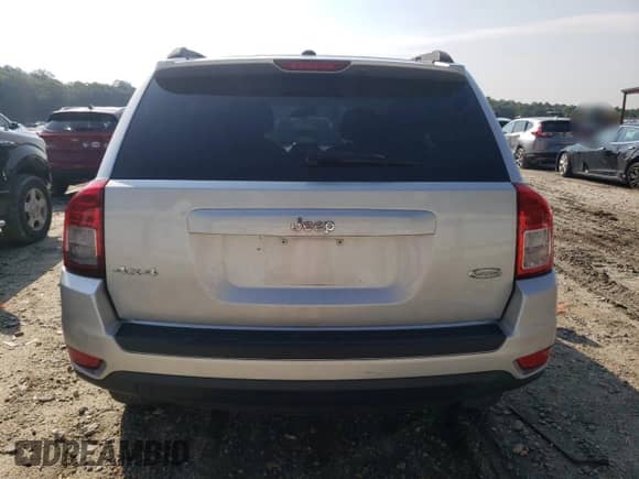 2011 Jeep Compass Latitude с VIN 1J4NF1FB2BD135425, выставлен на аукционе Copart как лот 63449735 с пробегом 85 497 миль миль и На запчасти • Non repairable. История ставок и продаж доступна на DreamBid. Изображение 6.