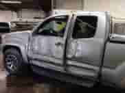 2014 Toyota Tacoma z VIN 5TFUX4EN4EX026415, wystawiony jako IAAI lot #41386771 z przebiegiem 142 732 mil mil oraz . Historia ofert i sprzedaży dostępna na DreamBid. Obrazek 6.