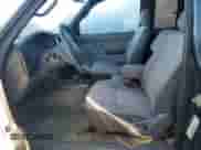 1997 Toyota Tacoma z VIN 4TAWN72N2VZ272710, wystawiony jako Copart lot #66575845 z przebiegiem 276 169 mil mil oraz Czysty tytuł • Clean title. Historia ofert i sprzedaży dostępna na DreamBid. Obrazek 7.