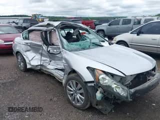 2011 Honda Accord EX z VIN 1HGCP3F74BA031216, wystawiony jako IAAI lot #43071390 z przebiegiem Nie podano mil oraz . Historia ofert i sprzedaży dostępna na DreamBid. Obrazek 1.