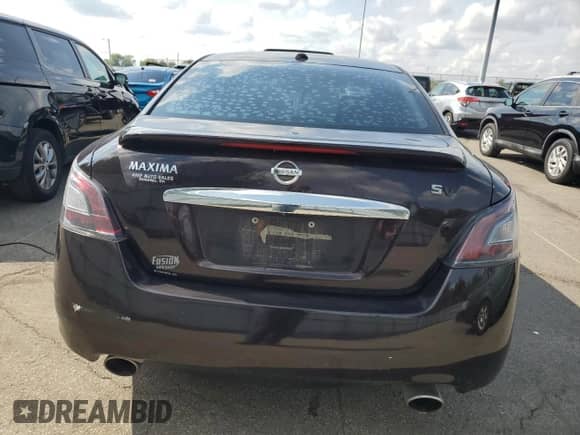 2013 Nissan Maxima SV with VIN 1N4AA5AP0DC818526, listed as a Copart auction lot 82136835 with 136,061 mi miles and Salvage title. Bid and sale history available at DreamBid. Image 6.