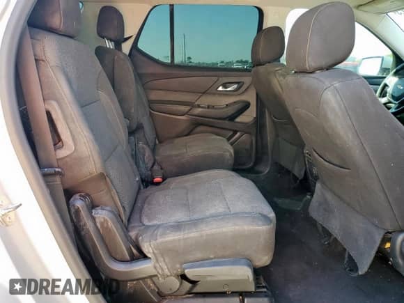 2019 Chevrolet Traverse LT Cloth with VIN 1GNERGKW6KJ129497, listed as a Copart auction lot 84775325 with 188,775 mi miles and Salvage title. Bid and sale history available at DreamBid. Image 11.