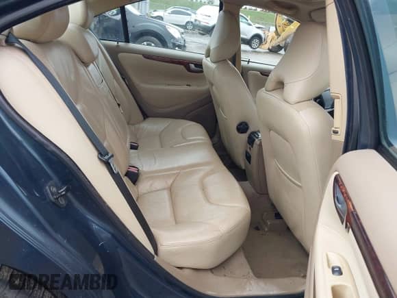 2006 Volvo S60 2.5L Turbo с VIN YV1RS592462555897, выставлен на аукционе IAAI как лот 43392607 с пробегом 192 609 миль миль и . История ставок и продаж доступна на DreamBid. Изображение 8.