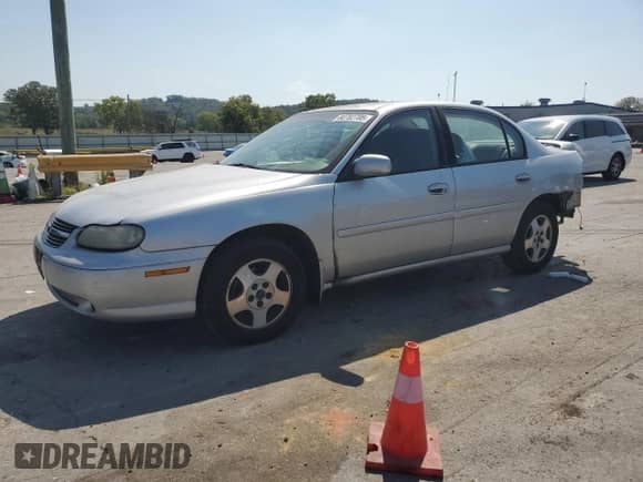 2002 Chevrolet Malibu LS с VIN 1G1NE52J32M627015, выставлен на аукционе Copart как лот 80702705 с пробегом 51 633 миль миль и Списание • Salvage title. История ставок и продаж доступна на DreamBid. Изображение 1.