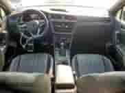 2022 Volkswagen Tiguan SE R-Line Black с VIN 3VVCB7AX9NM104200, выставлен на аукционе Copart как лот 58495525 с пробегом 51 915 миль миль и Чистый • Clean title. История ставок и продаж доступна на DreamBid. Изображение 8.