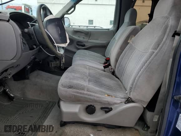 1997 Ford F-150 XL z VIN 1FTEX17LXVKB44786, wystawiony jako Copart lot #49630955 z przebiegiem 301 736 mil mil oraz Szkoda całkowita • Salvage title. Historia ofert i sprzedaży dostępna na DreamBid. Obrazek 7.