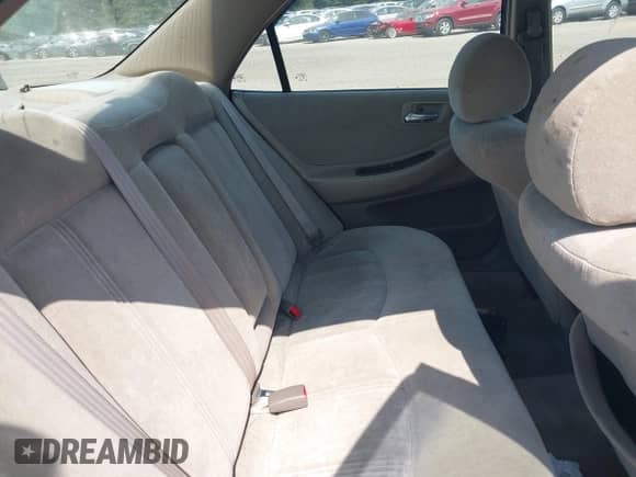 2000 Honda Accord EX z VIN 1HGCG6678YA100080, wystawiony jako IAAI lot #40343654 z przebiegiem 90 527 mil mil oraz . Historia ofert i sprzedaży dostępna na DreamBid. Obrazek 8.