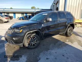 2021 Jeep Grand Cherokee Trailhawk z VIN 1C4RJFLG8MC588248, wystawiony jako Copart lot #81893314 z przebiegiem 73 718 mil mil oraz Nie do naprawy • Non repairable. Historia ofert i sprzedaży dostępna na DreamBid. Obrazek 1.