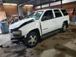 2004 Chevrolet TrailBlazer LT с VIN 1GNDT13S442203566, выставлен на аукционе Copart как лот 65597315 с пробегом Не указан миль и Списание • Salvage title. История ставок и продаж доступна на DreamBid. Изображение 1.