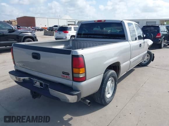 2004 GMC Sierra 1500 SLE with VIN 2GTEC19T741198974, listed as a IAAI auction lot 42541268 with 237,596 mi miles and . Bid and sale history available at DreamBid. Image 4.