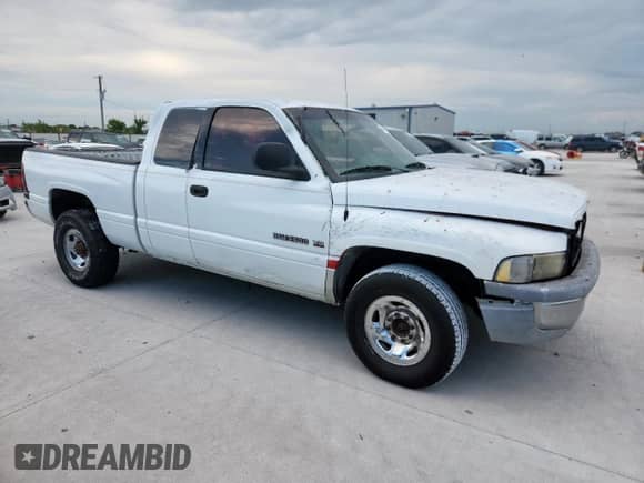 2001 Dodge 2500 z VIN 3B7KC23Z41G716435, wystawiony jako Copart lot #68579585 z przebiegiem 19 334 mil mil oraz Czysty tytuł • Clean title. Historia ofert i sprzedaży dostępna na DreamBid. Obrazek 4.