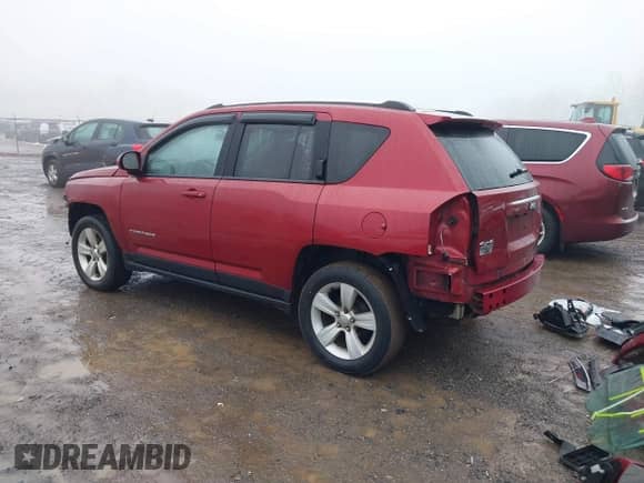 2014 Jeep Compass Sport с VIN 1C4NJDAB0ED804809, выставлен на аукционе IAAI как лот 41453785 с пробегом 119 250 миль миль и . История ставок и продаж доступна на DreamBid. Изображение 3.