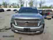 2023 Chevrolet Suburban High Country z VIN 1GNSKGKL5PR296245, wystawiony jako Copart lot #52997085 z przebiegiem 6 548 mil mil oraz Szkoda całkowita • Salvage title. Historia ofert i sprzedaży dostępna na DreamBid. Obrazek 5.