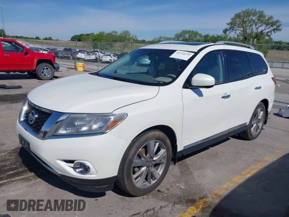 2015 Nissan Pathfinder SL с VIN 5N1AR2MM4FC707351, выставлен на аукционе IAAI как лот 42334235 с пробегом 124 017 миль миль и . История ставок и продаж доступна на DreamBid. Изображение 2.