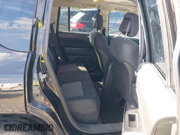 2012 Jeep Compass Latitude with VIN 1C4NJDEB8CD604882, listed as a IAAI auction lot 42612714 with 226,893 mi miles and . Bid and sale history available at DreamBid. Image 8.