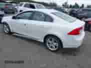 2015 Volvo S60 T5 Drive-E Premier with VIN YV140MFK2F2339819, listed as a IAAI auction lot 42651504 with 127,550 mi miles and . Bid and sale history available at DreamBid. Image 3.