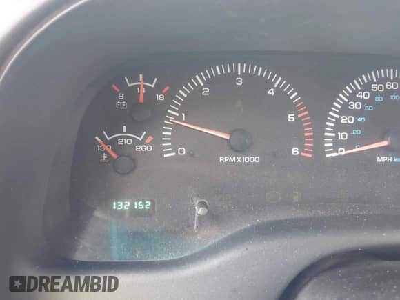 1999 Dodge Dakota SLT с VIN 1B7GL22X4XS151451, выставлен на аукционе IAAI как лот 42250905 с пробегом 132 152 миль миль и . История ставок и продаж доступна на DreamBid. Изображение 7.